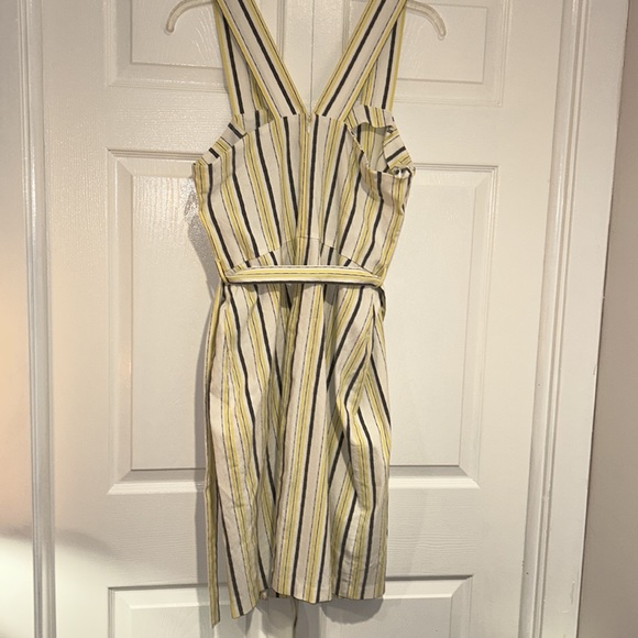 Tommy Hilfiger Summer Dress - Picture 4 of 10